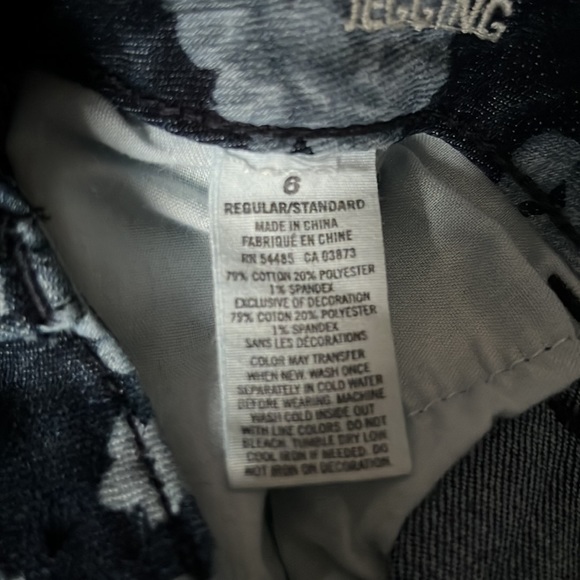 American Eagle size 6 stretch jeans, flower motif - Picture 8 of 9
